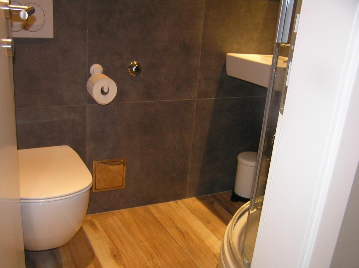 2Lkt Studio Apartman Zagreb Exterior photo